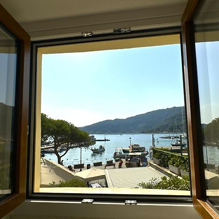 La Casa Rotonda Apartment ปอร์โตเวเนเร ภายนอก รูปภาพ