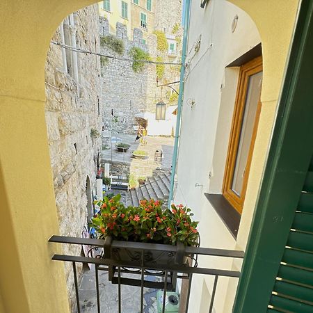 La Casa Rotonda Apartment ปอร์โตเวเนเร ภายนอก รูปภาพ