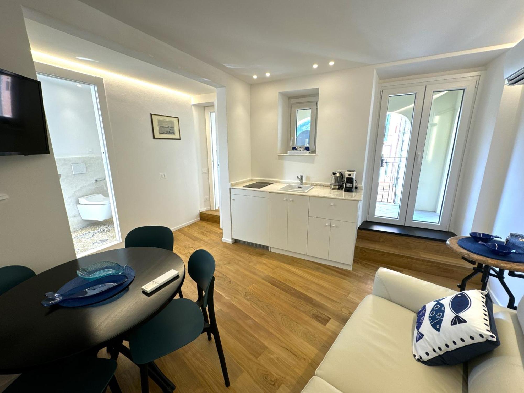 La Casa Rotonda Apartment ปอร์โตเวเนเร ภายนอก รูปภาพ
